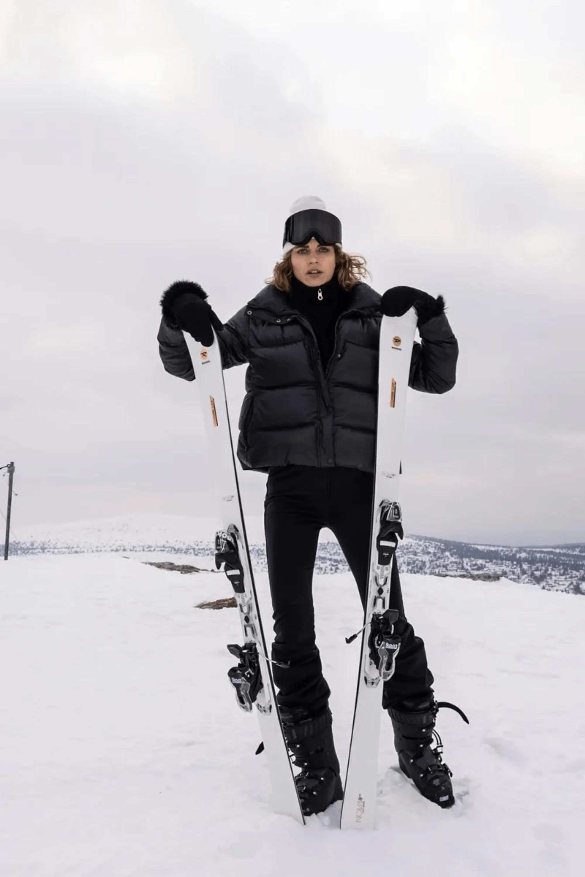 Indie Down Jacket Black