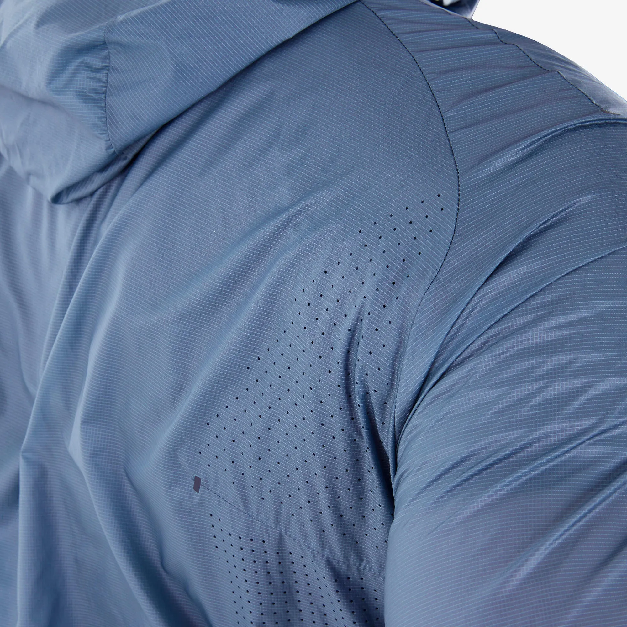 Quechua Men's MH900 Lightweight Windproof Jacket