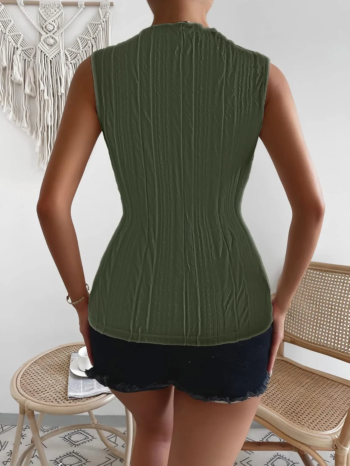 Verdusa Women's Sleeveless Mock Neck Textured Tank Top